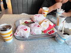 -麦当劳(新王府井店)