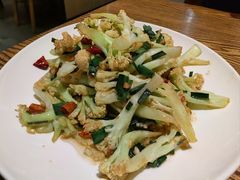 -佬湘楼·27年湘菜(天河都市广场店)
