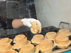 -薛新颖红豆饼(中式甜点山师店)
