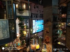 -临界音乐酒馆·小龙虾·江湖菜(华熙LIVE·鱼洞店)