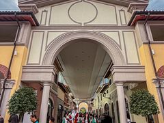 -佛罗伦萨小镇广佛名品奥特莱斯(疏港路店)