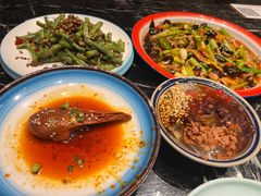 -川流不息·地道川菜·小龙虾(新松江路店)