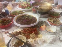 -海盗船. 龙虾烧烤. 酒馆
