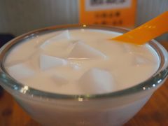 椰汁芋头西米露-七七家的糖水店(南湾街1号店)