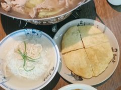 -肖四女乐山跷脚牛肉(南汇大学城生活广场店)