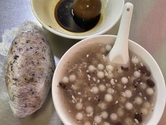 -芳婆糕团店(王府大街店)