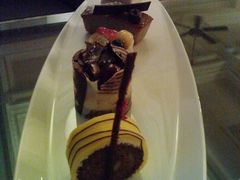 茶后甜点-LONG BAR 廊吧(外滩华尔道夫酒店)