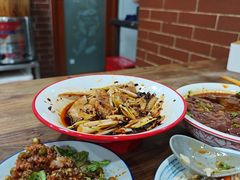 -朱大嘴肥肠血旺(福字街店)
