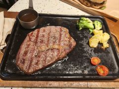 -必胜客(WOW中心城店)