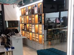 -英伦眼镜蔡司依视路折扣店(通州万达店)