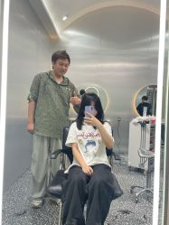 -Tloml salon