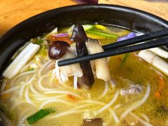 -桥香园过桥米线(国贸店)
