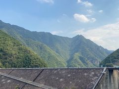 -藏龙百瀑风景区