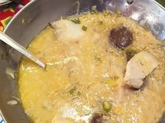 -闯关东东北农家菜(崂山石老人店)