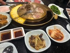 -猪啊牛呀羊啊铜盘烤肉(正大广场店)