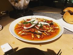 -穹六人间 people 6(岳阳路店)
