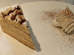 -La-Serene Café