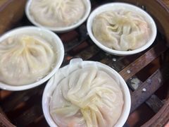 -莱莱小笼·乔艾