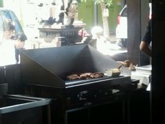 -Pundi Pundi Restaurant