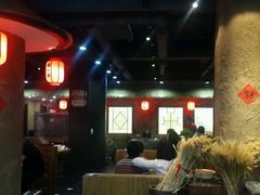 -咱屯子铁锅炖直营店(保利店)