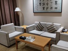 -雍村饭店(西安钟楼大差市地铁站店)