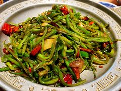 -95号酱骨·一块豆腐(展春园西路店)