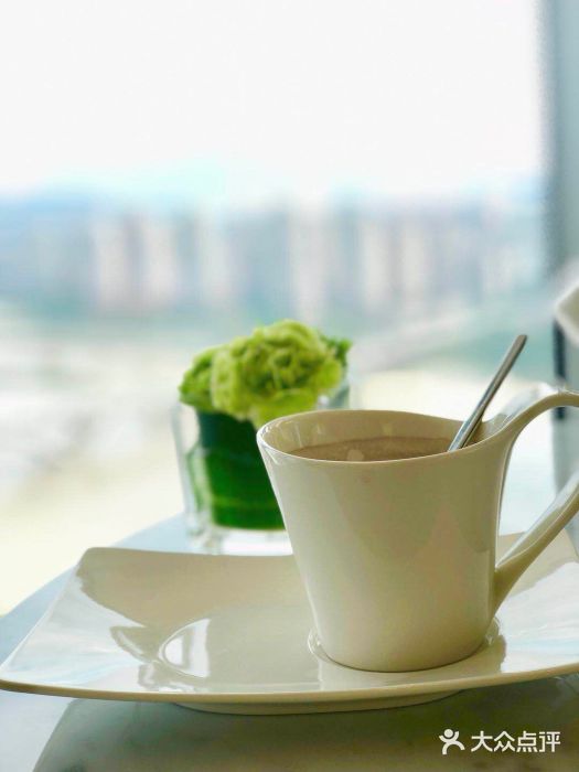 三迪希尔顿酒店·星空酒廊星空酒廊双人下午茶图片
