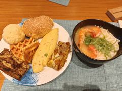 -亚龙湾希尔顿自助餐厅·海鲜·烧烤·沙滩BBQ·现场乐队