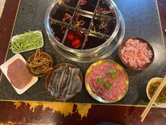 -邓莽子老火锅(中兴路总店)
