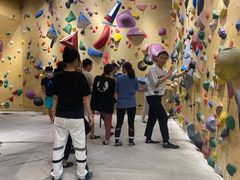 -Upper Climbing Gym 攀岩(华侨城店)
