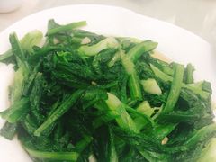 蒜茸油麦菜-新享乐海鲜(翠华路店)