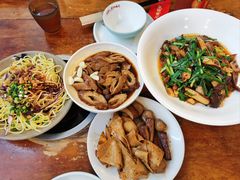 -老鼎万春卤菜(五代传承创始老店)