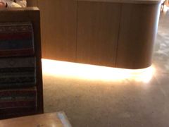 -蜜桃餐厅·伴山(湖滨商业街店)