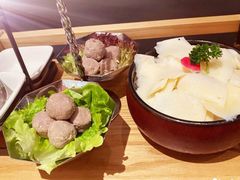 -左庭右院鲜牛肉火锅(环球港店)