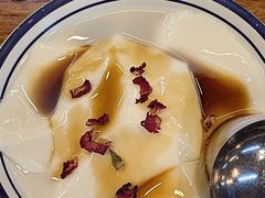 -云阿蛮云南生烫牛肉米线(奉贤路店)