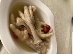 药材鸡脚-旋转餐厅