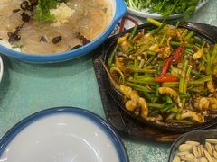 -鹤乡东北菜(崮山路店)
