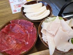 -周幺妹重庆老火锅(银泰城总店)