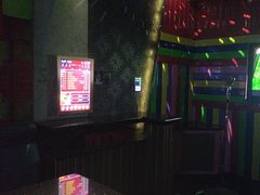 -K+全国连锁KTV(绿地缤纷天地店)