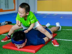 -能量学院少儿体能运动馆(公园1872店)