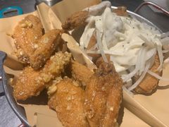 炸鸡一半一半-富乐满韩国正宗炸鸡韩国料理(虹泉路店)