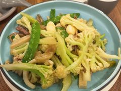 阳江小盆菜-先记烧鹅王·本地粤菜(福永店)