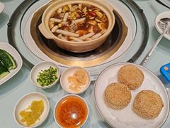 -天宜隆蘑菇宴火锅(石景山旗舰店)