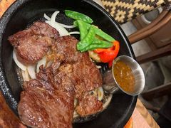 -玛格萝妮比萨屋(四平店)