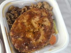 日式汉堡肉饼饭-吉野家(凯旋购物广场店)