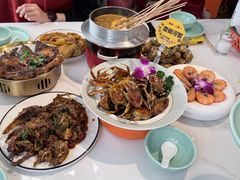 -嗨辣小聚·盘锦河蟹·海鲜烧烤龙虾(盘锦十年好店)