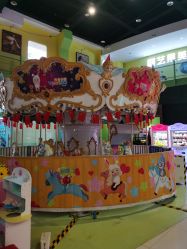 -玩塾品格乐园(宇宙太空龙旗店)