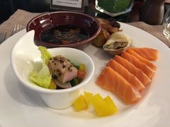 -圣丰索菲特·2 On 988 Café 自助餐厅
