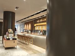 -星巴克臻选(济南恒隆店)