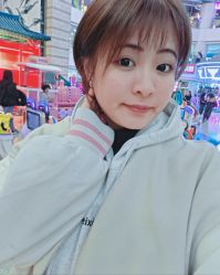点击看大图 -八佰伴8008星级形象店